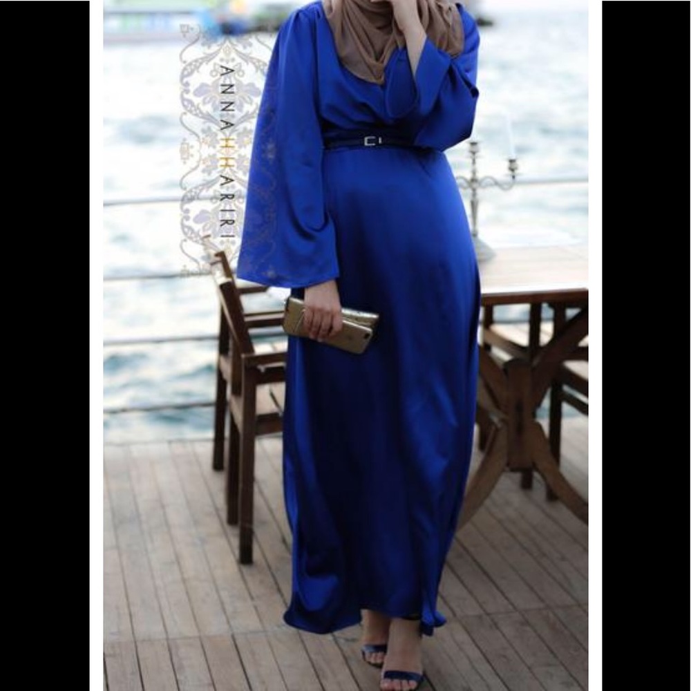 Annah hariri modest long sleeve maxi dress XS-S